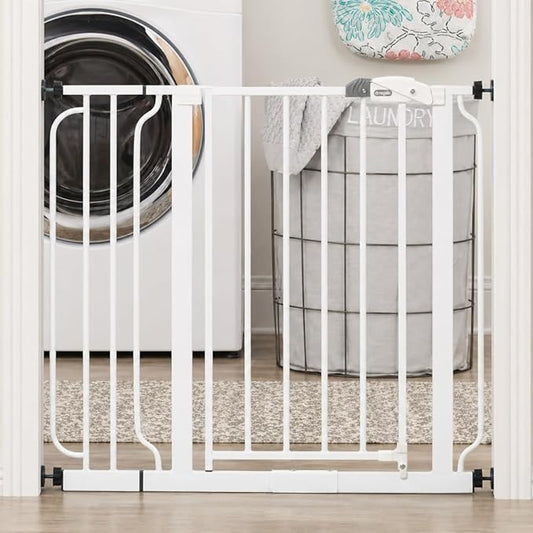 Regalo Safety Easy Step Baby Gate for Doorways & Bottom of Stairs